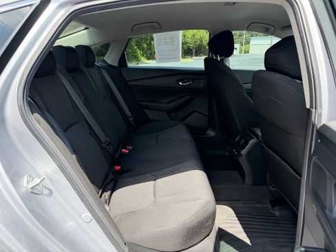Used 2025 Honda Accord LX image 11