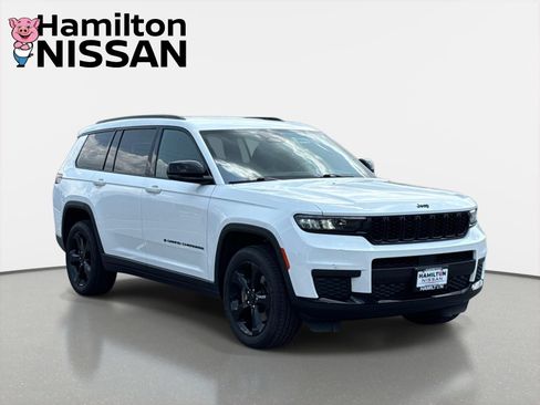 Used 2023 Jeep Grand Cherokee L Laredo AWD/4WD image 1