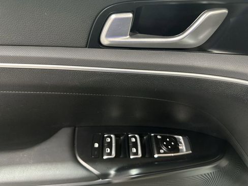 Used 2023 Kia K5 GT-Line image 15