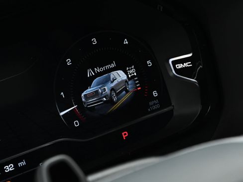 Used 2023 GMC Yukon Denali Ultimate image 36