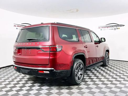 Used 2024 Jeep Wagoneer 2WD w/ Premium Group I image 8