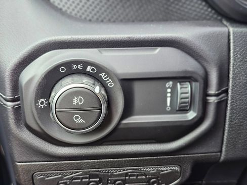 New 2026 Jeep Gladiator Sport AWD/4WD image 20