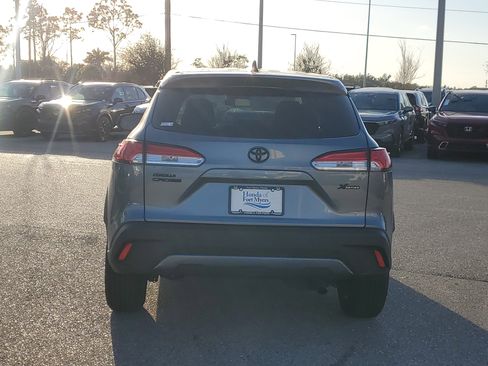 Used 2024 Toyota Corolla Cross L image 5