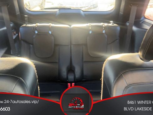 Used 2020 Ford Explorer Limited image 37