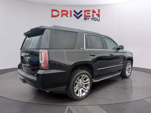 Used 2018 GMC Yukon SLT w/ Premium Edition image 5
