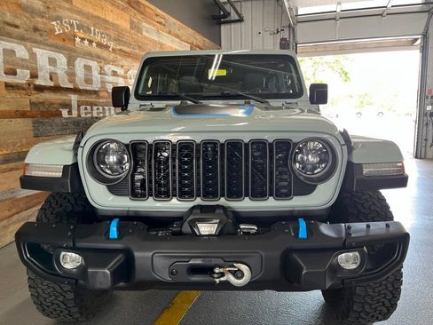 Used 2024 Jeep Wrangler Unlimited Rubicon 4xe AWD/4WD image 73