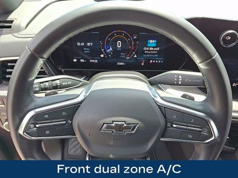 Used 2025 Chevrolet Tahoe Z71 AWD/4WD image 4