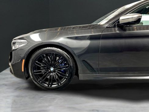 Used 2018 BMW M550i xDrive image 10