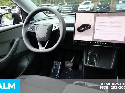 Used 2026 Tesla Model Y AWD image 24