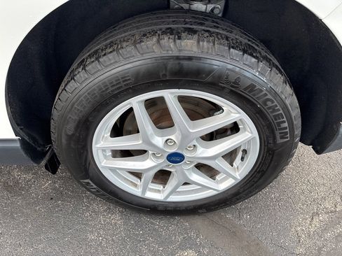 Used 2022 Ford Edge SEL w/ Convenience Package image 24