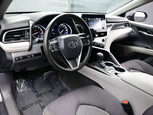 Used 2023 Toyota Camry LE image 14
