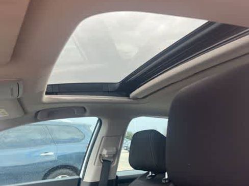 Used 2025 Honda Accord SE image 12