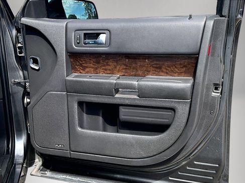Used 2019 Ford Flex Limited FWD image 28