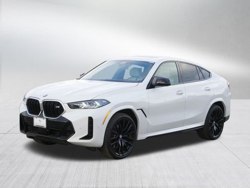 Certified 2025 BMW X6 M60i w/ Parking Assistance Package image 3