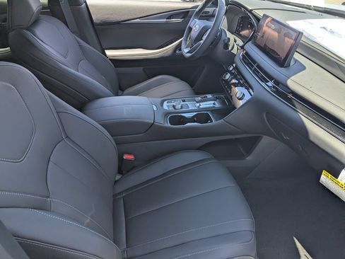 Certified 2027 INFINITI QX60 Sport w/ Dark Cargo Package AWD/4WD image 33