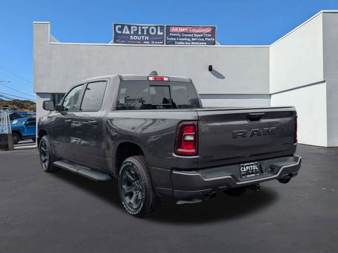 New 2026 RAM 1500 Express AWD/4WD image 4