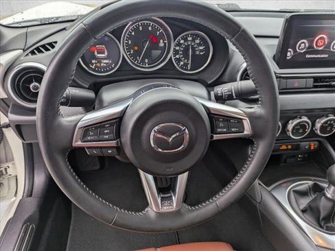 Used 2022 MAZDA MX-5 Miata Grand Touring image 12