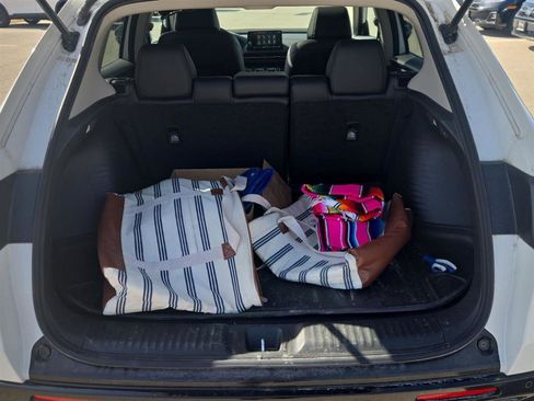 Used 2024 Honda HR-V EX-L image 12