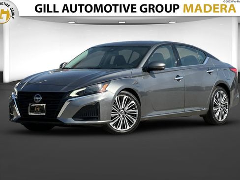 Used 2023 Nissan Altima 2.5 SL FWD image 9