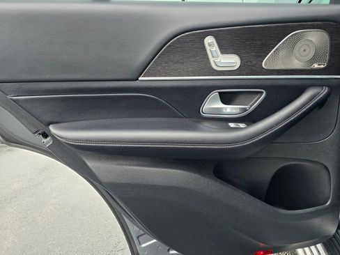 Used 2023 Mercedes-Benz GLE 350 GLE 350 w/ 3rd Row Seat Package image 15