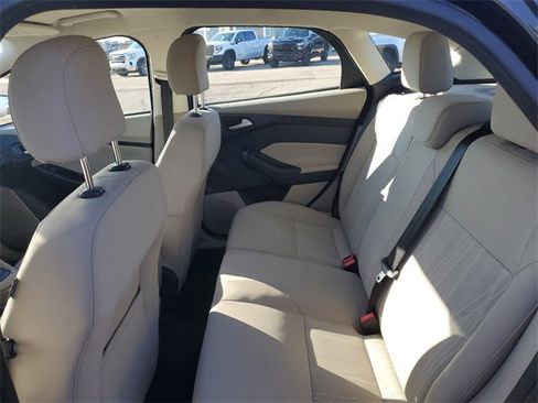Used 2017 Ford Focus SE image 23