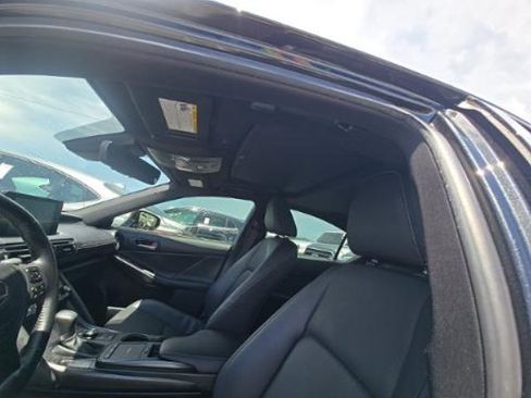 Used 2024 Lexus IS 300 w/ Comfort Package RWD image 7