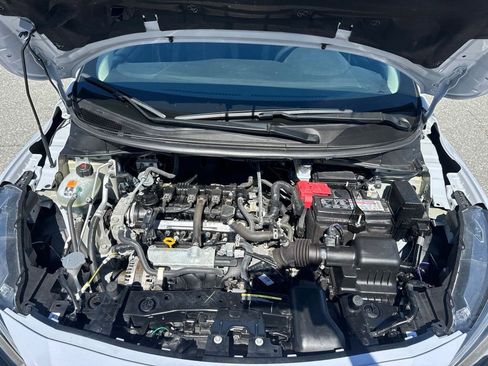 Used 2025 Nissan Versa SV FWD image 24