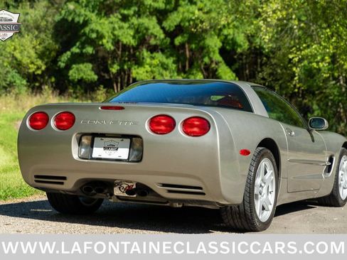 Used 1999 Chevrolet Corvette Coupe RWD image 24