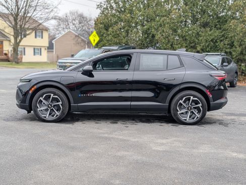 New 2026 Chevrolet Equinox EV LT image 12
