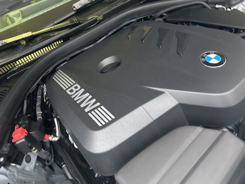 Used 2025 BMW i4 eDrive40 image 12