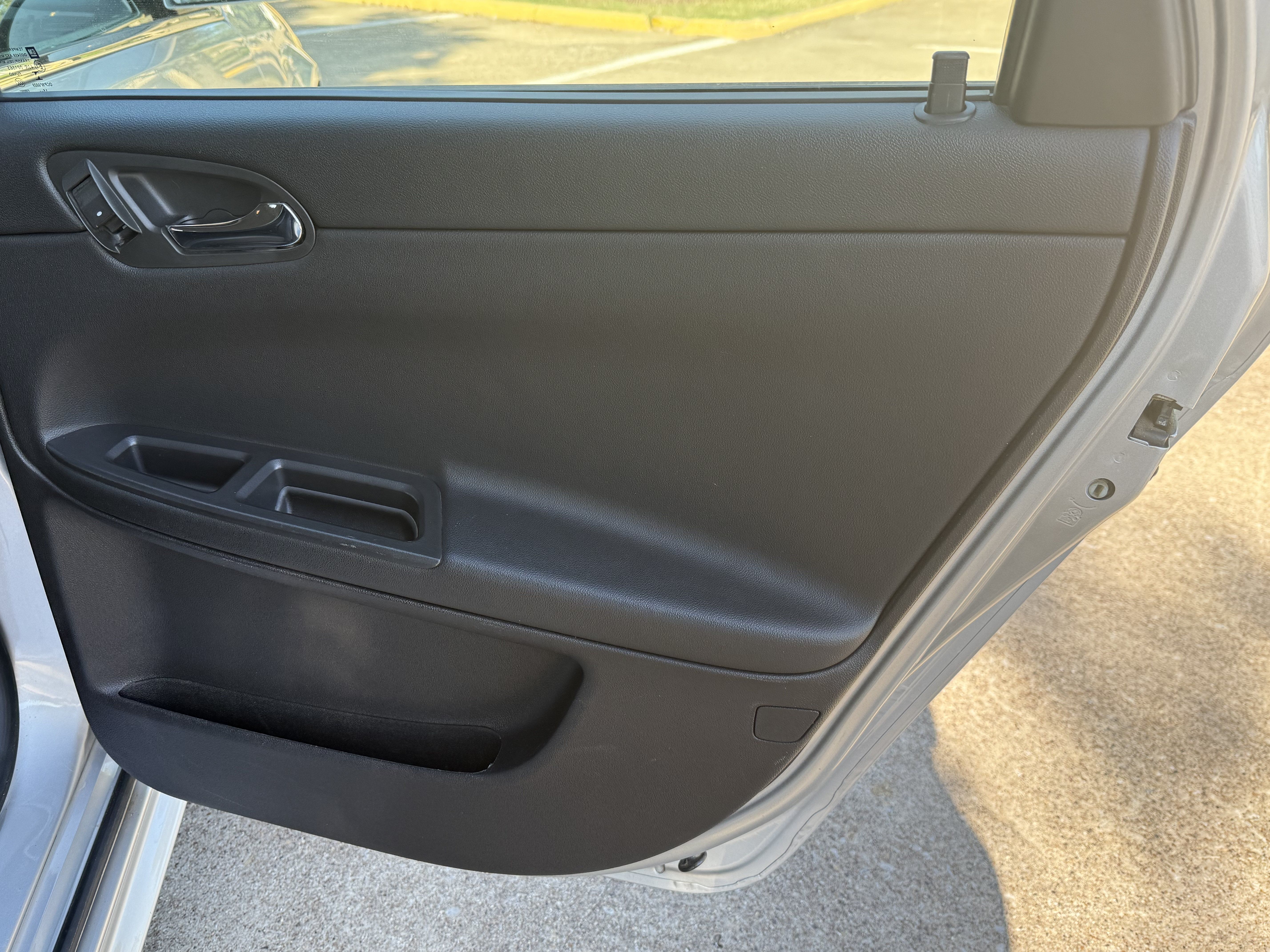 Used 2016 Chevrolet Impala LTZ FWD image 15