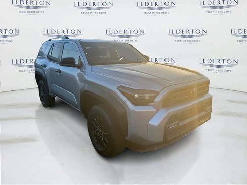 Used 2025 Toyota 4Runner SR5 image 4