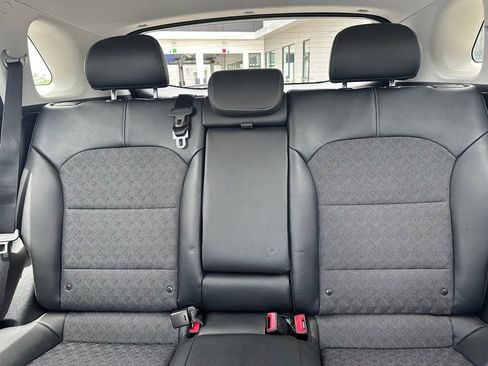 Certified 2022 Kia Niro EX FWD image 23