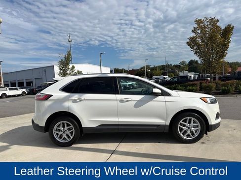 Used 2022 Ford Edge SEL AWD/4WD image 10