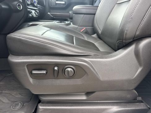 Used 2021 GMC Sierra 1500 SLT w/ SLT Premium Package AWD/4WD image 17