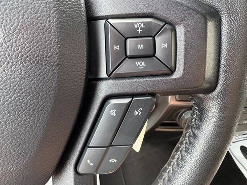 Used 2018 Ford F150 XLT w/ Equipment Group 302A Luxury AWD/4WD image 12