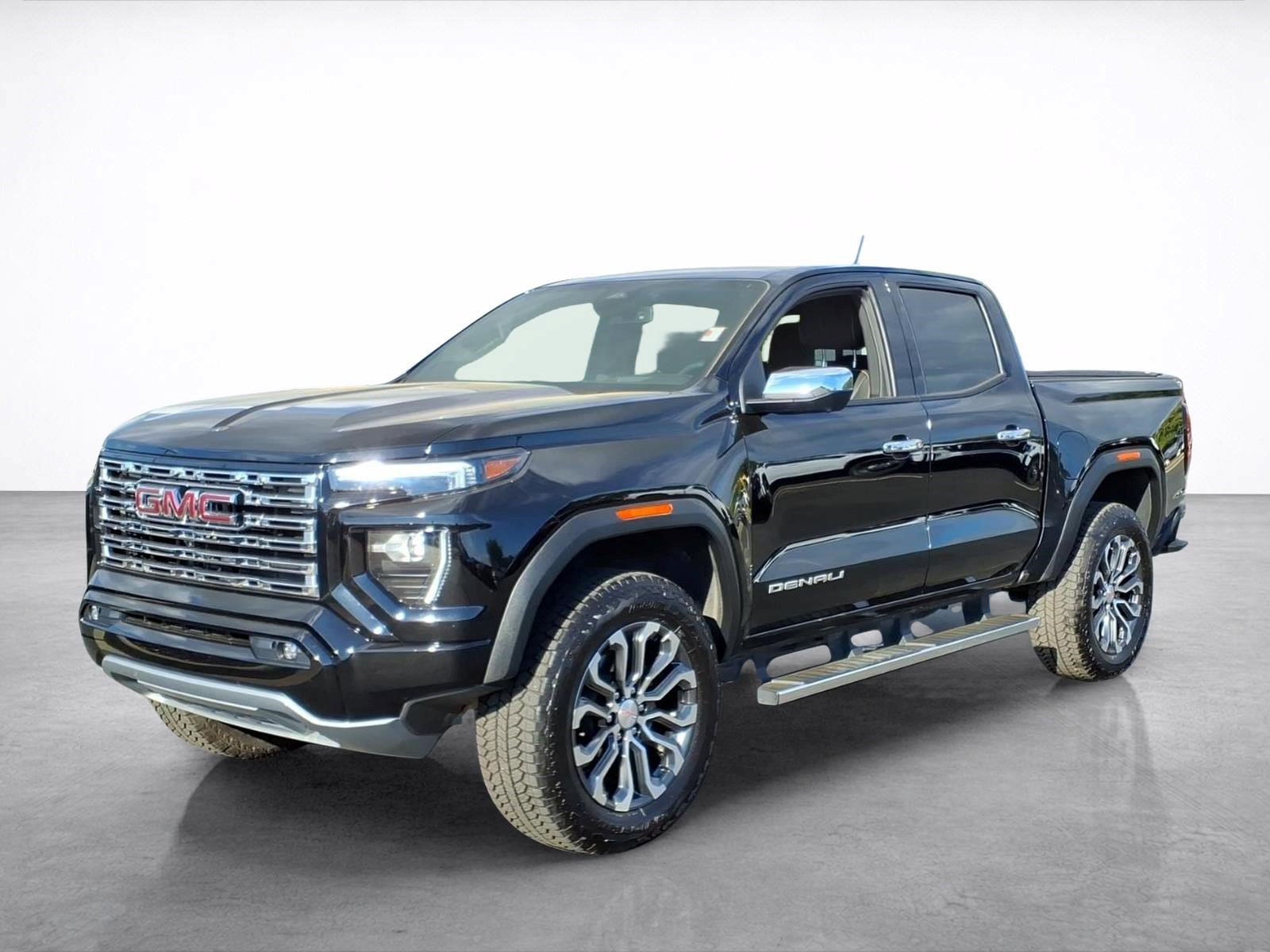 Certified 2026 GMC Canyon Denali AWD/4WD image 1