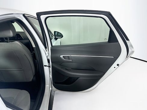 Used 2022 Hyundai Sonata SE FWD image 28