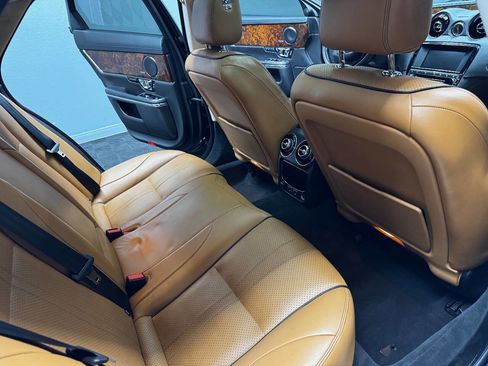 Used 2016 Jaguar XJ R-Sport image 50