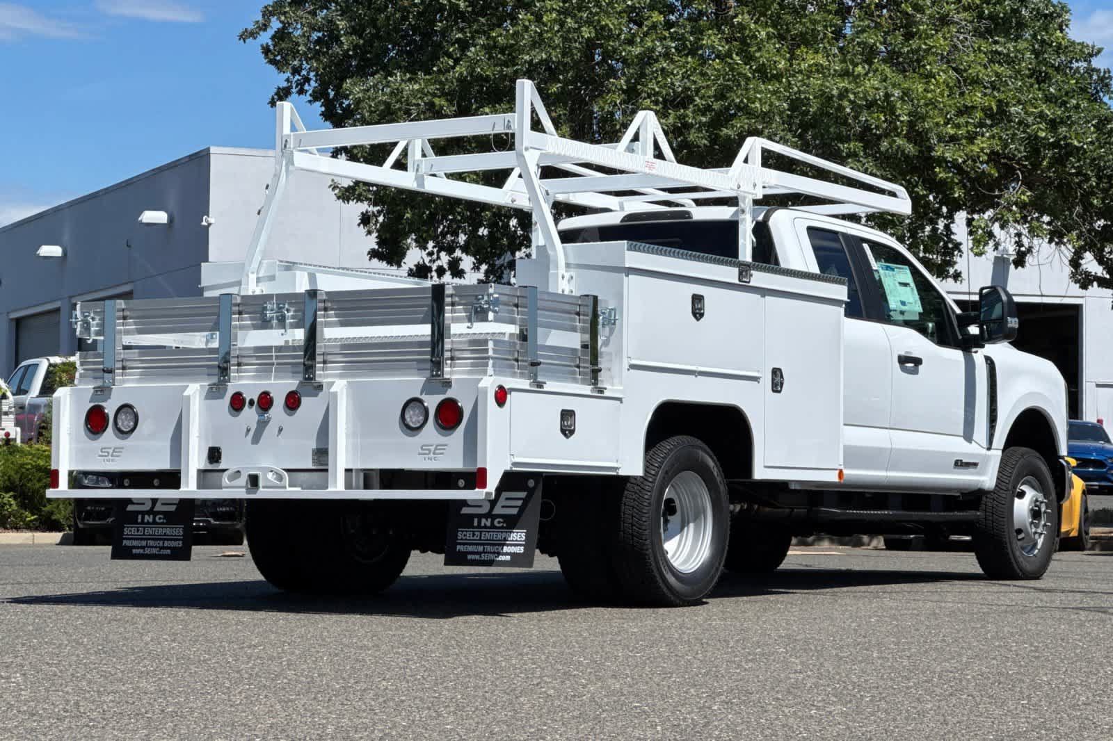 New 2026 Ford F350 XL w/ XL Chrome Package AWD/4WD image 2