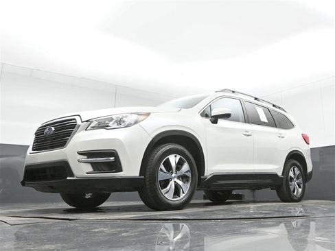 Used 2019 Subaru Ascent Premium AWD/4WD image 30