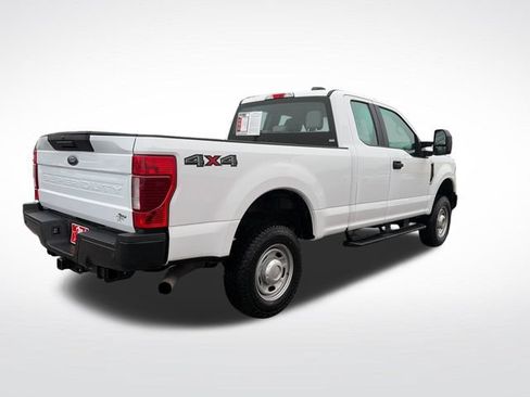 Used 2021 Ford F250 XL w/ Power Equipment Group AWD/4WD image 8