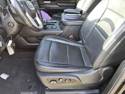 Used 2022 GMC Sierra 1500 Denali AWD/4WD image 3