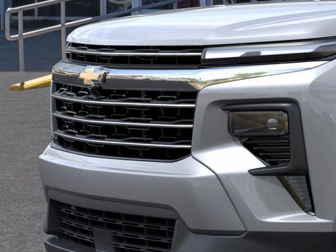 New 2026 Chevrolet Traverse LT w/ Sun and Wheel Package image 13