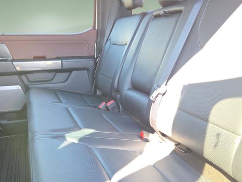 Used 2022 Ford F150 Lariat w/ Max Trailer Tow Package image 22