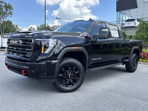 New 2026 GMC Sierra 2500 AT4 w/ AT4 Premium Plus Package AWD/4WD image 5