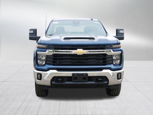 New 2026 Chevrolet Silverado 3500 LT w/ All Star Edition AWD/4WD image 8