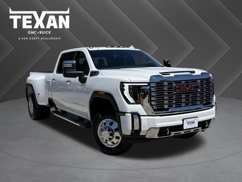 Used 2025 GMC Sierra 3500 Denali image 1