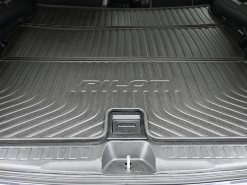 Used 2021 Honda Pilot Elite image 10