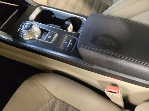 Used 2019 Ford Fusion SE image 26